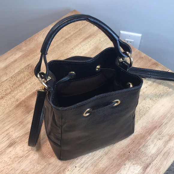 ⭐️ DIVINA FIRENZE Italian Leather Mini Bucket Bag - Picture 9 of 12